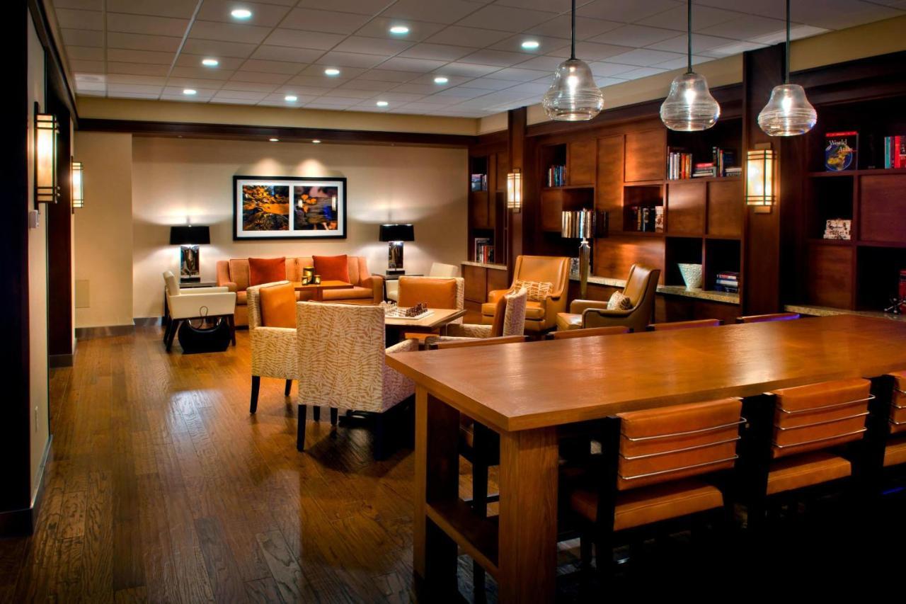 Trumbull Marriott Shelton Exterior foto